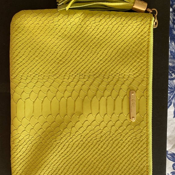 GiGi New York Handbags - GiGi clutch